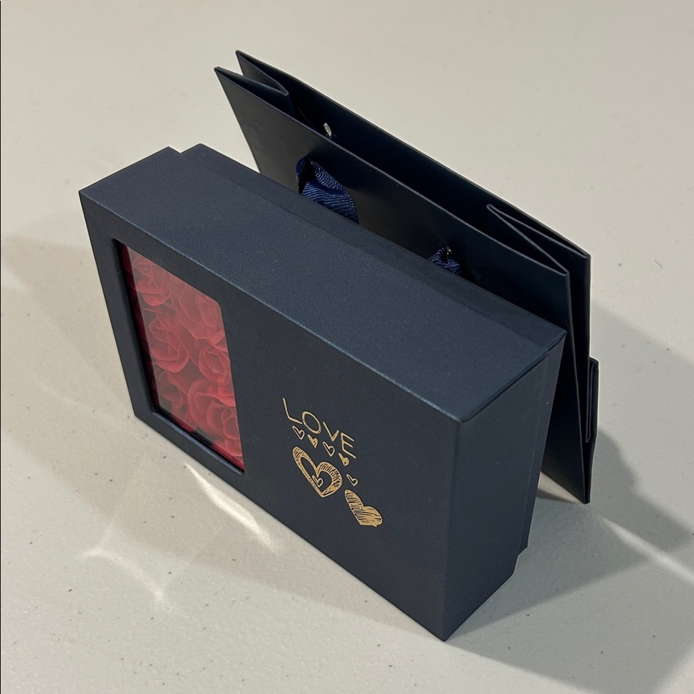 Hug Ring with Gift Box and Bag